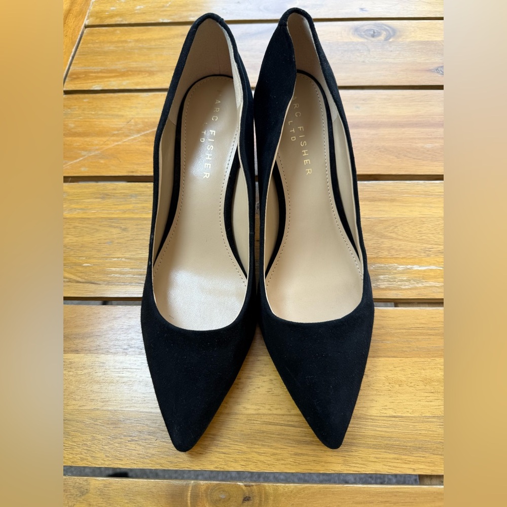 Marc Fisher Black Classic Pointed-Toe Heels